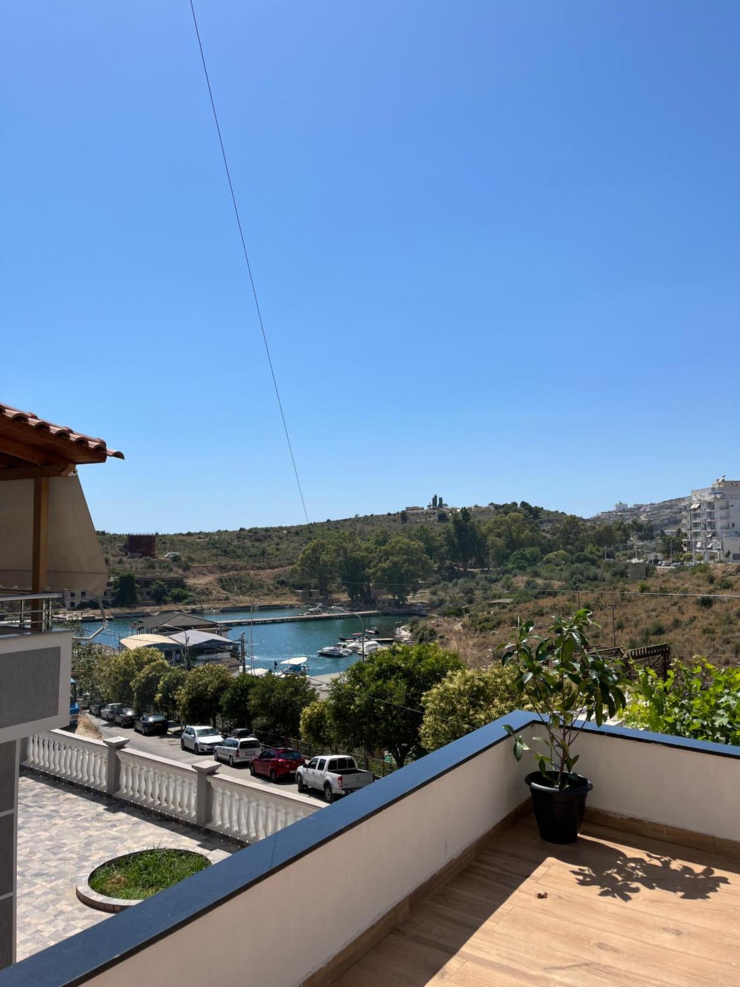 Del Mare Hotell Sarandë Exteriör bild